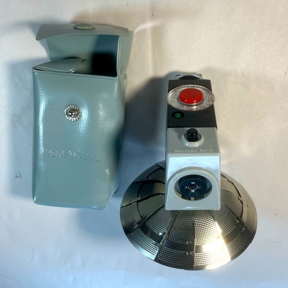 Vintage Honeywell, Tilt-A-Mite ll Folding Fan Camera Flash Unit - Picture 3 of 16
